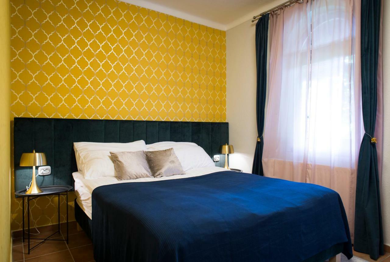 Hotel Szent Anna Panzió Esztergom Exterior foto
